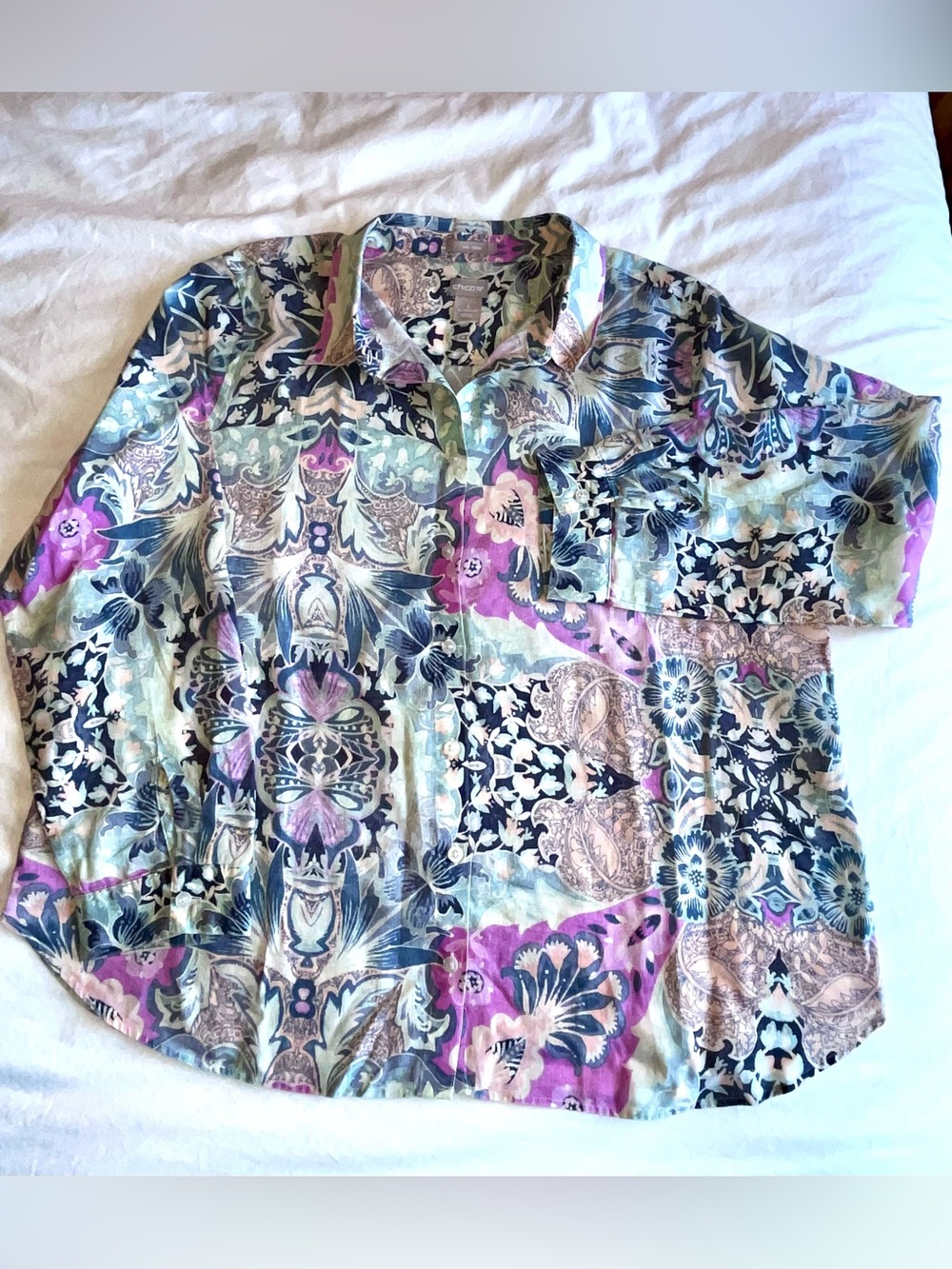 Chico’s Button Down Blue Pink Floral Button Linen No Iron Size 3 XL